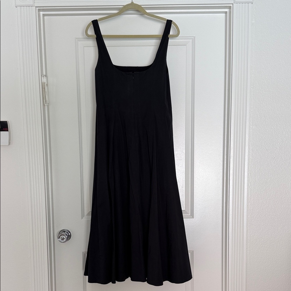 Elegant Black Staud Midi Dress with Scoop Neck - Picture 2 of 4
